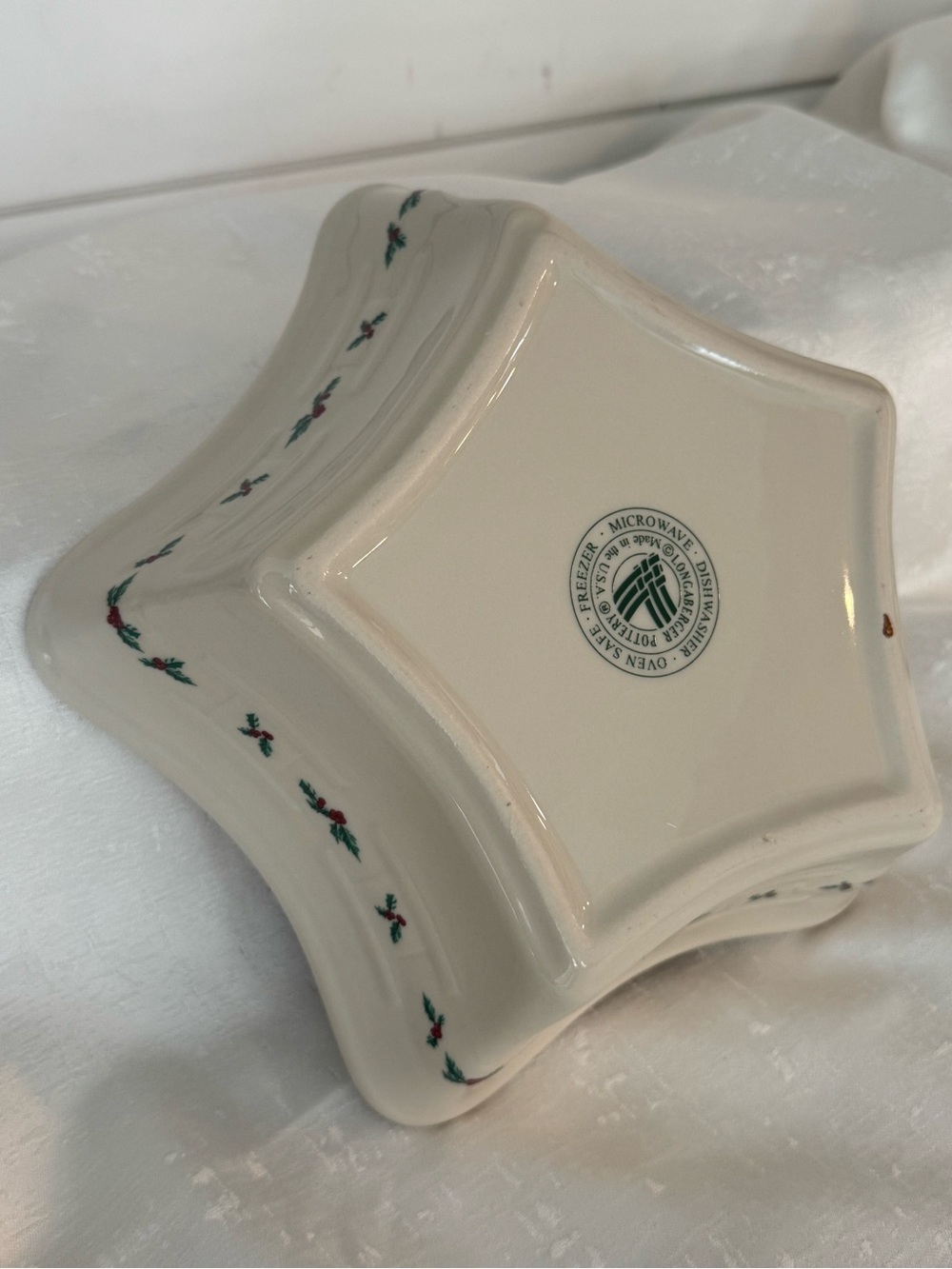 Longaberger Holly Star Casserole Dish